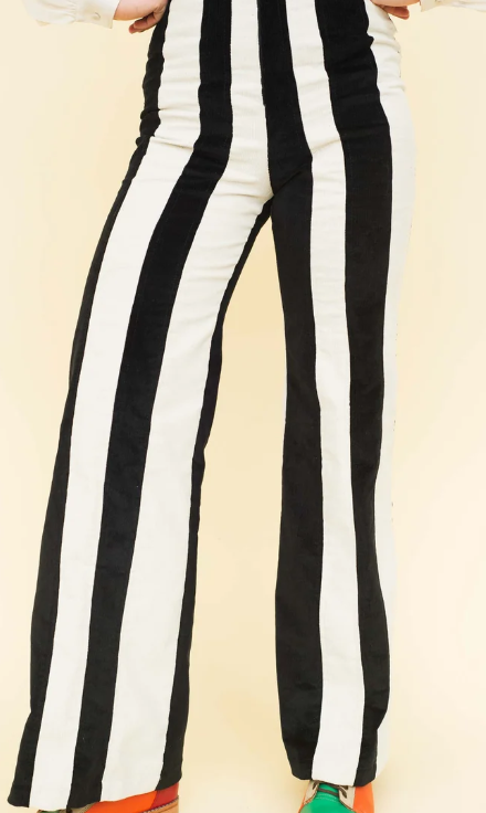 EL LLAMAFANTE: CM PANTS